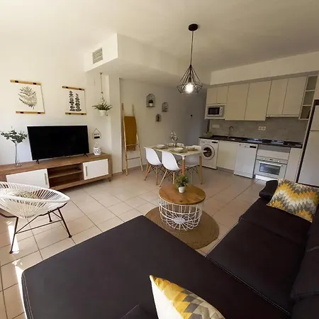 Attic Mar With Sea- And Coast Views, Pool And Spa! Apartment
