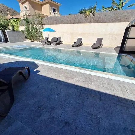 Apartment Attic Mar With Sea- And Coast Views, Pool And Spa!